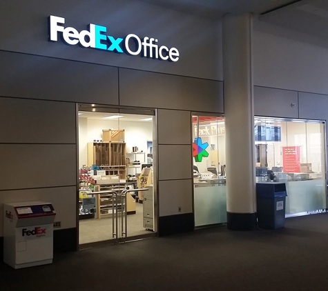 FedEx Office Print & Ship Center - Boston, MA