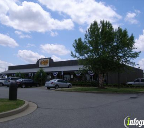 Cracker Barrel Old Country Store - Memphis, TN