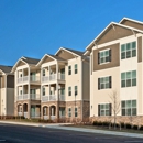 River Oaks Apartments - Apartment Finder & Rental Service