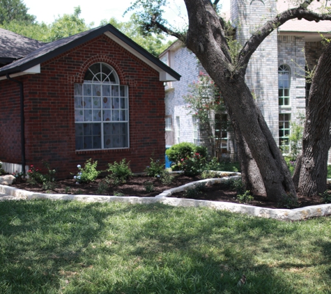 Blades of Glory Landscape and Lighting - Boerne, TX