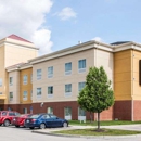 Comfort Suites Near Indianapolis Airport - Motels