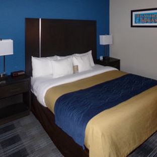 Comfort Inn Cleveland Airport - Middleburg Heights, OH