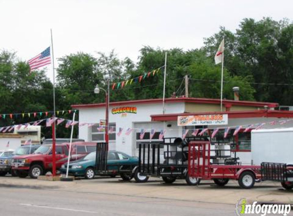 Gardner Auto & Trailers - Omaha, NE