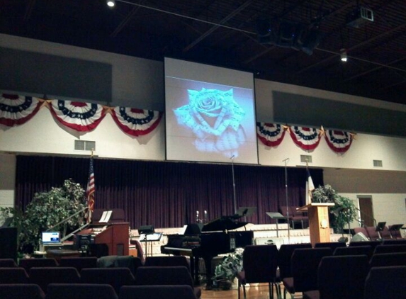 Thomas Road Baptist Church - Phoenix, AZ