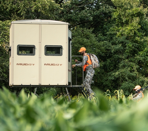 Backwoods Outdoors - Freeport, MN