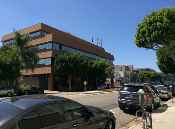 Royal Thai Consulate - Los Angeles, CA