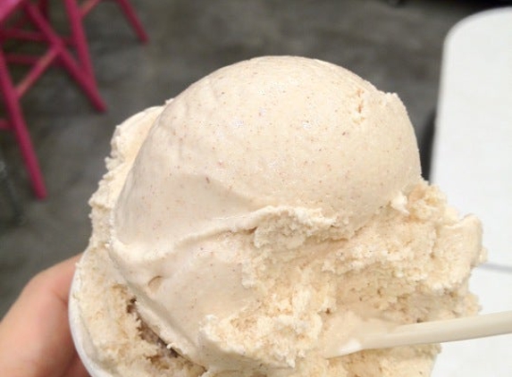 Mothermoo Creamery - Sierra Madre, CA