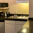 Comfort Suites Texas Ave. - Motels