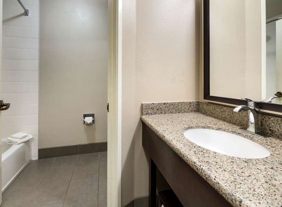 Best Western Plus Kalispell/Glacier Park West Hotel & Suites - Kalispell, MT