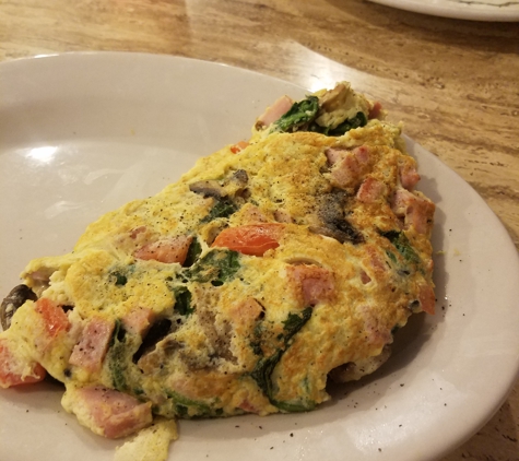 Country Kitchen - Red Oak, TX. Omelette