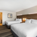 Holiday Inn Express & Suites Ludington by IHG - Hotels