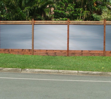 Fenceline (QLD) - Landsborough, QLD. Stylish Fencing