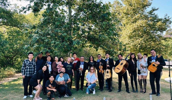 Mariachi Los Gallitos - Los Angeles, CA