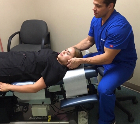 Dr. Ross A. Gardner, DC - Vero Beach, FL. Dr. Ross A. Gardner DC your Vero Beach Chiropractor.
Chiropractic adjustment