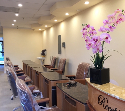 Diamond Nails & Spa - Fairfield, CA