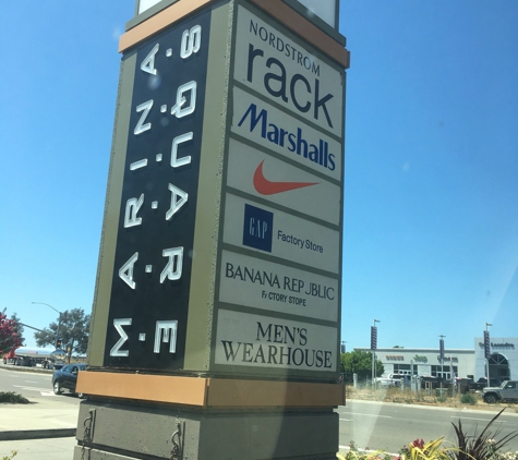 Marina Square Center - San Leandro, CA