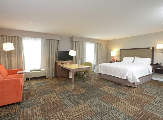 Hampton Inn & Suites Cincinnati / Kenwood - Cincinnati, OH
