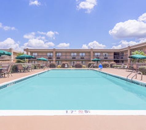 Ramada Macon West - Macon, GA