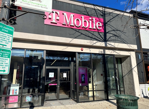 T-Mobile - Patchogue, NY