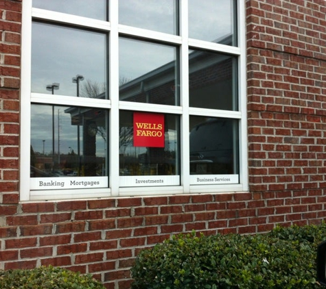 Wells Fargo Bank - Suwanee, GA