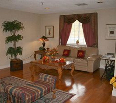 Baymont Inn & Suites - Mount Vernon, KY