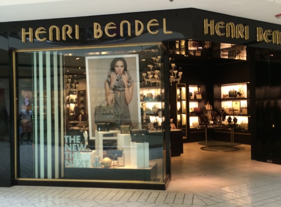 Henri Bendel - Los Angeles, CA. Bev Center