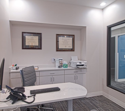 Summit Point Dental Implant Center - Mckinney, TX