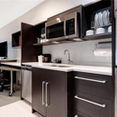 Home2 Suites by Hilton Redding - Hotels