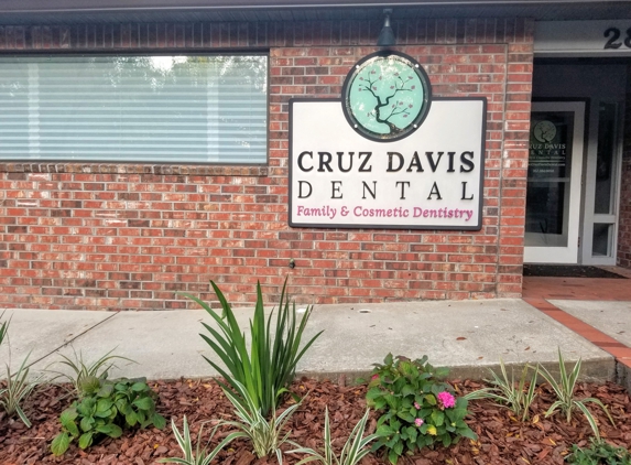 Cruz Davis Family and Cosmetic Dentistry - Gainesville, FL