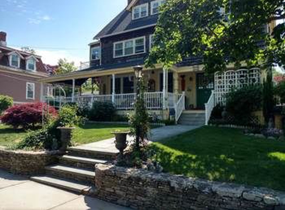 Armistead Cottage - Newport, RI