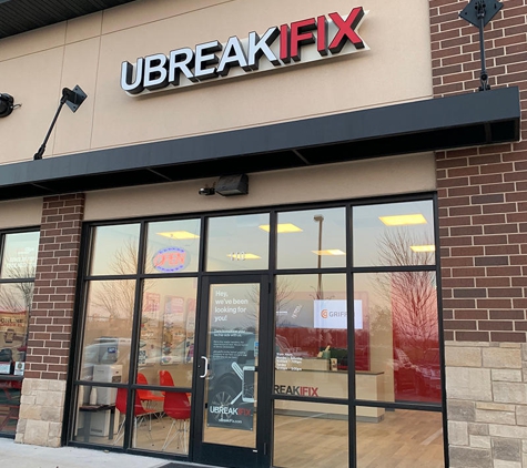 uBreakiFix - West Des Moines, IA