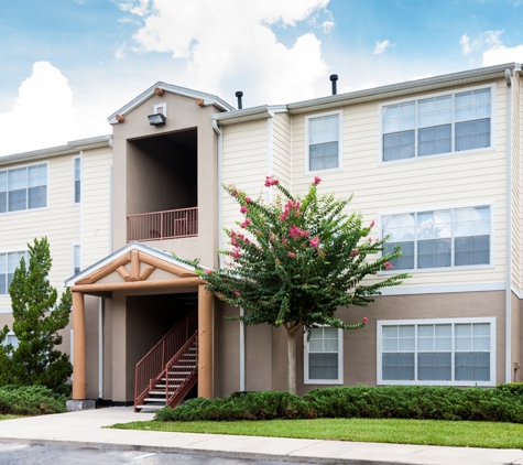 Retreat at Valencia Apartment Homes - orlando, FL