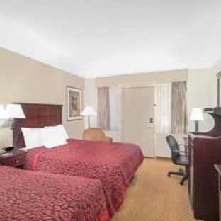 Days Inn by Wyndham Springfield/Phil.Intl Airport - Springfield, PA