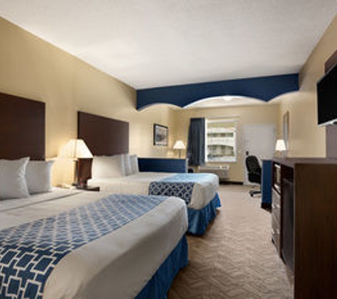 Days Inn & Suites by Wyndham Cherry Hill - Philadelphia - Cherry Hill, NJ