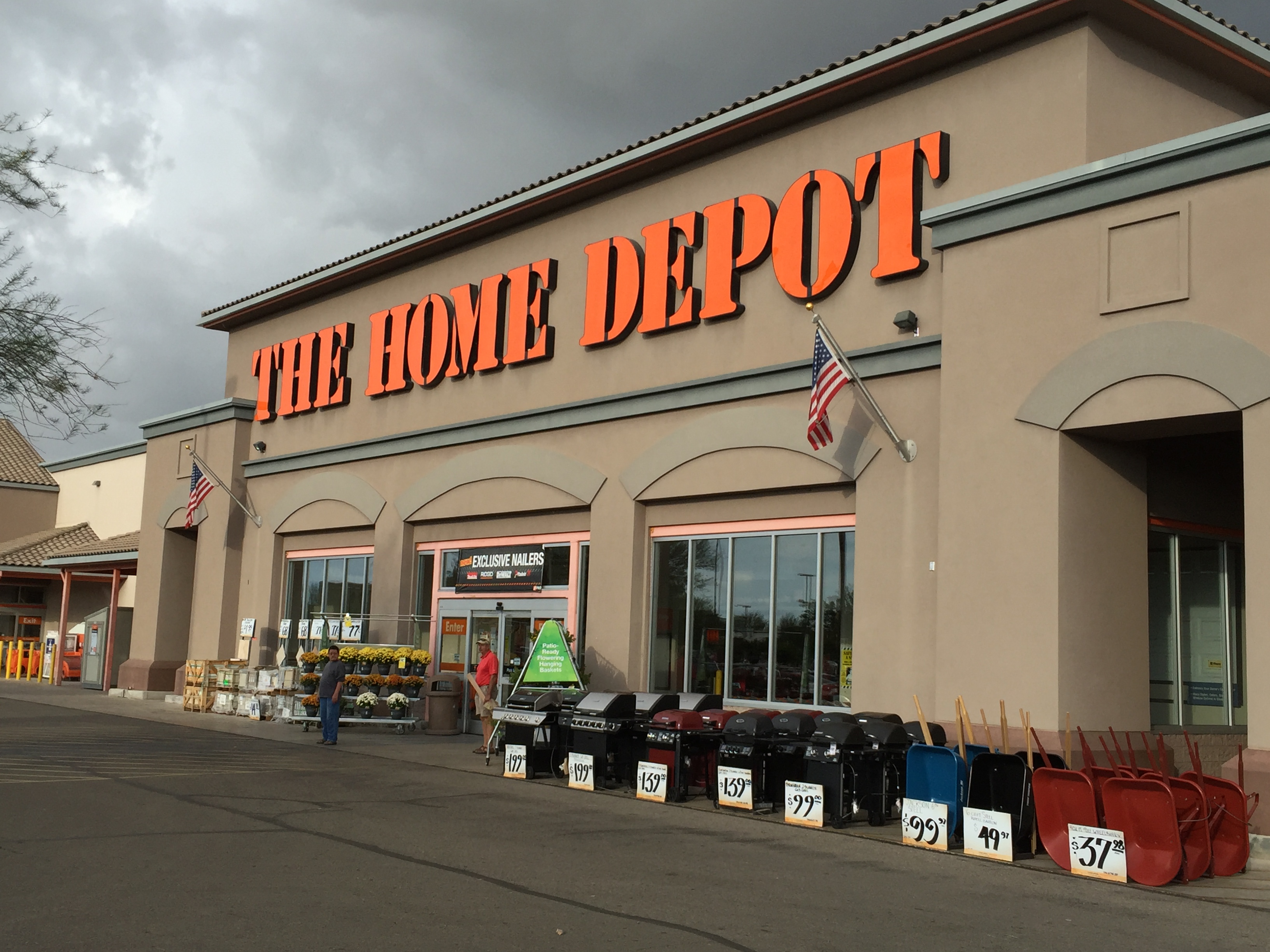 The Home Depot 4302 N Oracle Rd, Tucson, AZ 85705