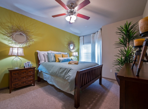 Montage at Cinco Ranch Apartments - Katy, TX