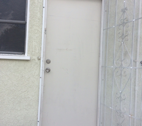 A Dan The Handyman - Santa Ana, CA. And here is the new side house door installed 