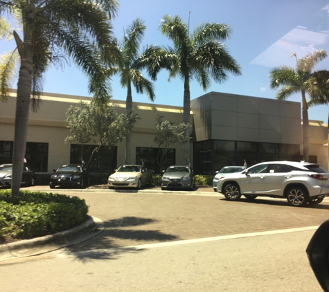 Lexus of Palm Beach - West Palm Beach, FL