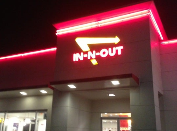 In-N-Out Burger - Burbank, CA