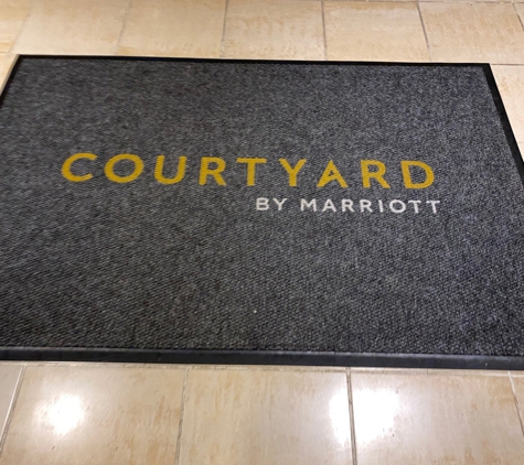 Courtyard by Marriott - Tukwila, WA