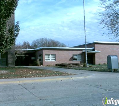 Norwood Park Elementary School - Lincoln, NE