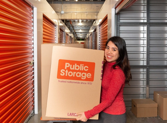 Public Storage - Newton, NC