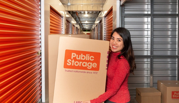 Public Storage - Hyattsville, MD