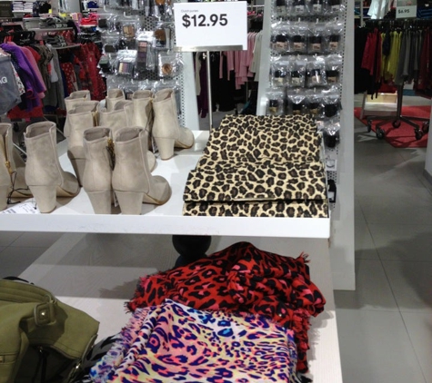 H&M (Hennes & Mauritz) - Silver Spring, MD