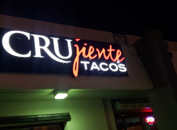 CRUjiente Tacos - Phoenix, AZ