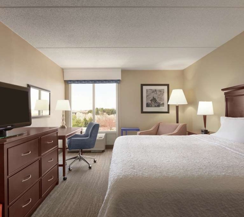 Hampton Inn Dulles/Cascades - Sterling, VA