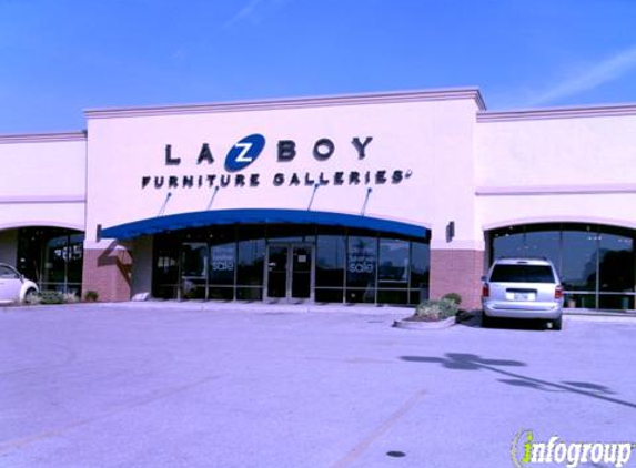 La-Z-Boy Furniture Galleries - Bridgeton, MO