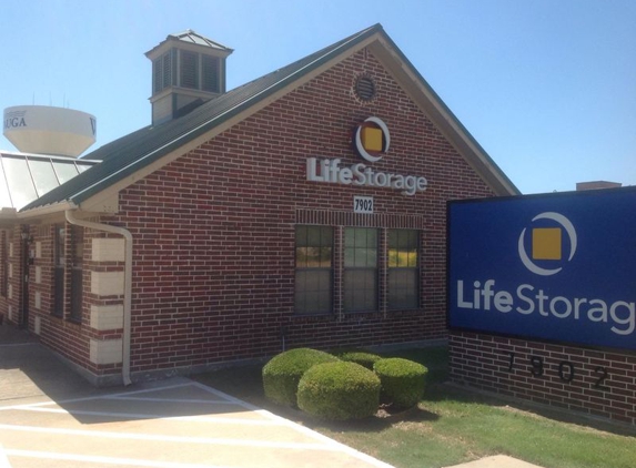 Life Storage - Watauga, TX