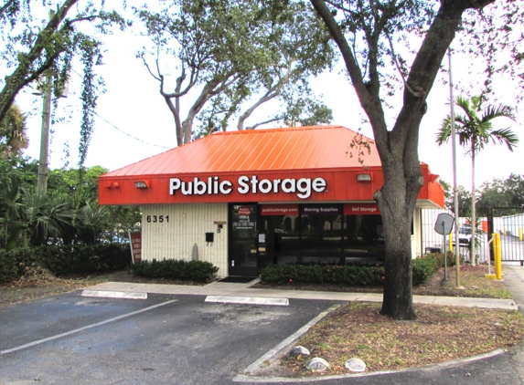 Public Storage - Greenacres, FL