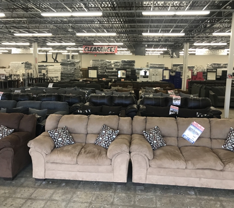 American Freight Furniture and Mattress - Green Bay, WI